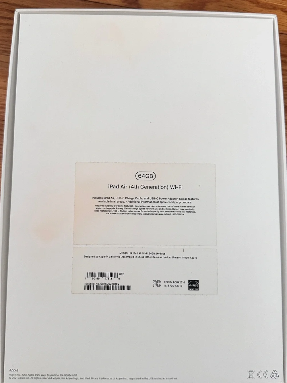 Empty box Apple iPad Air in Sky Blue